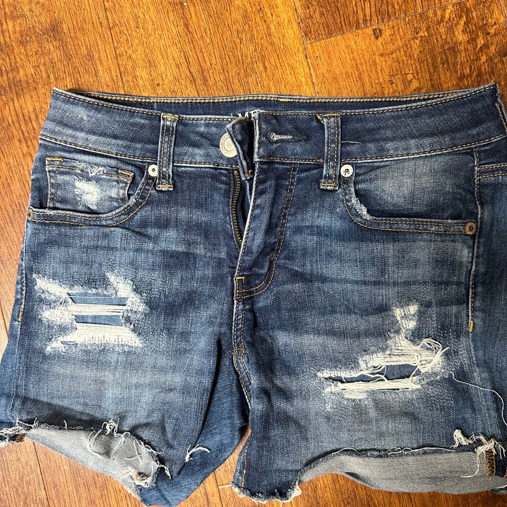 American Eagle Super Stretch Midi Jean Shorts Size 2
